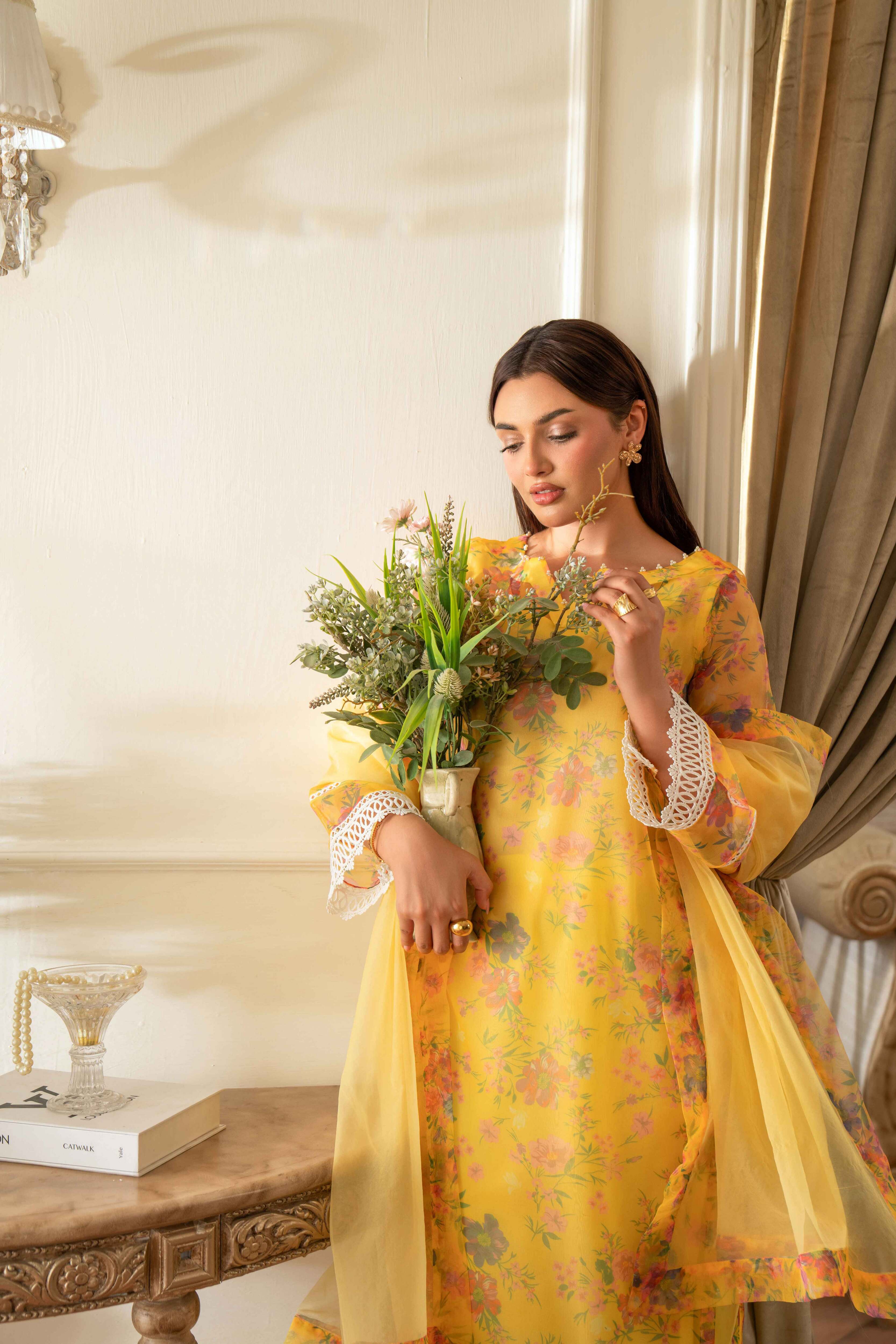 SUNSHINE FLORAL ORGANZA SET