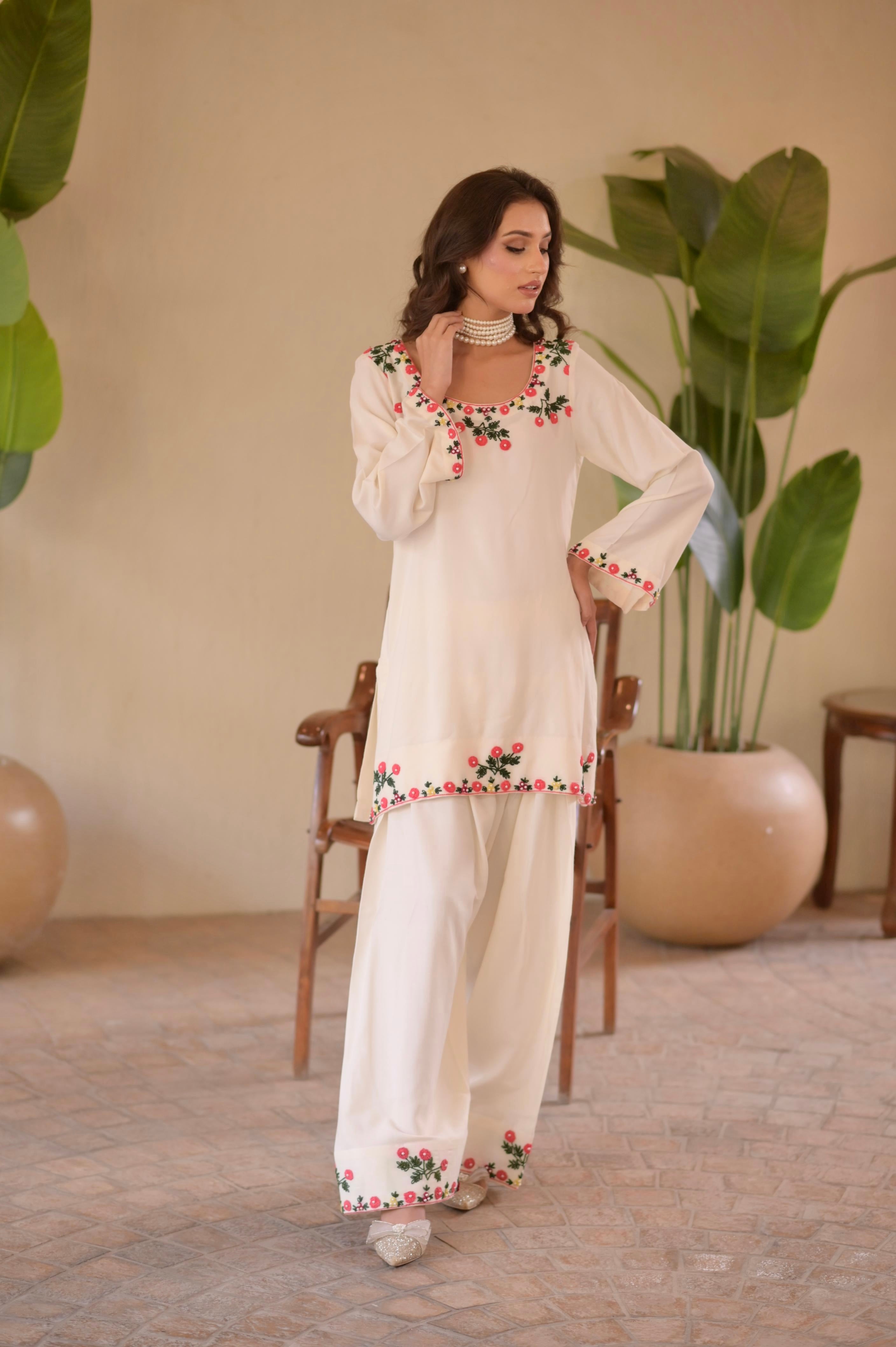 Ivory Hand-Embroidered Farshi 2-Pc Linen Set