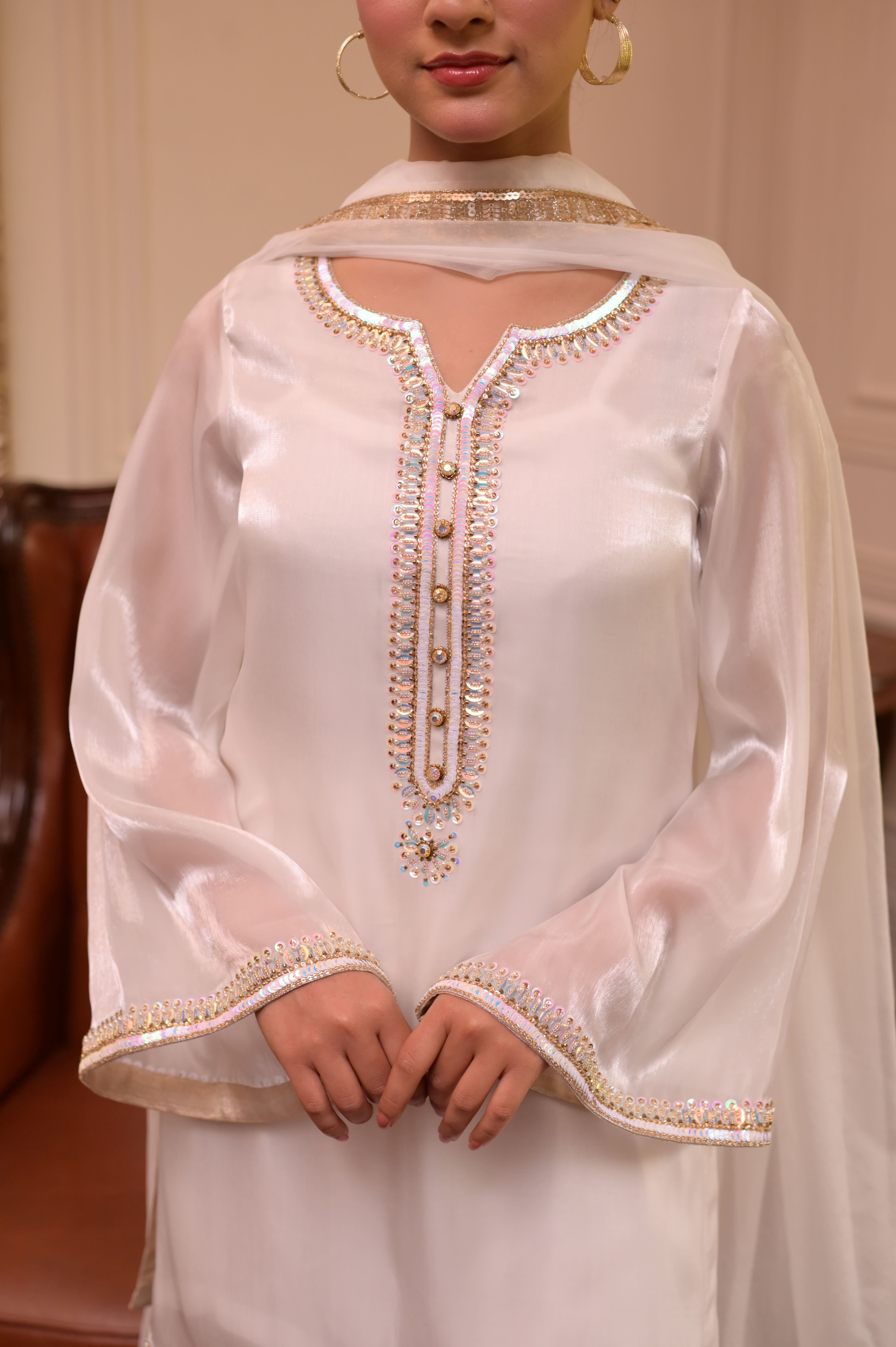 CELESTIAL SWAN HANDWORKED 3-PC ENSEMBLE