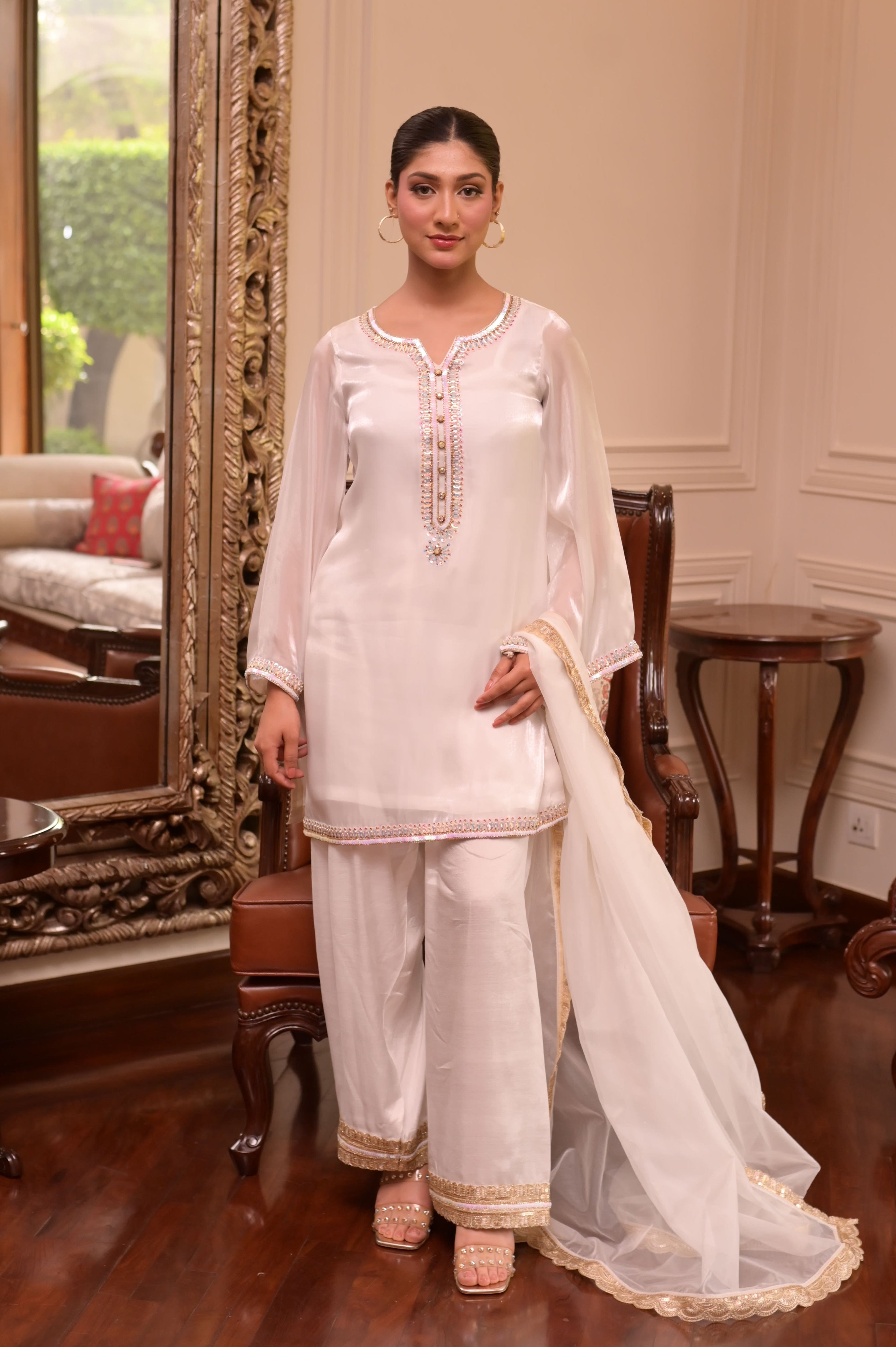 CELESTIAL SWAN HANDWORKED 3-PC ENSEMBLE