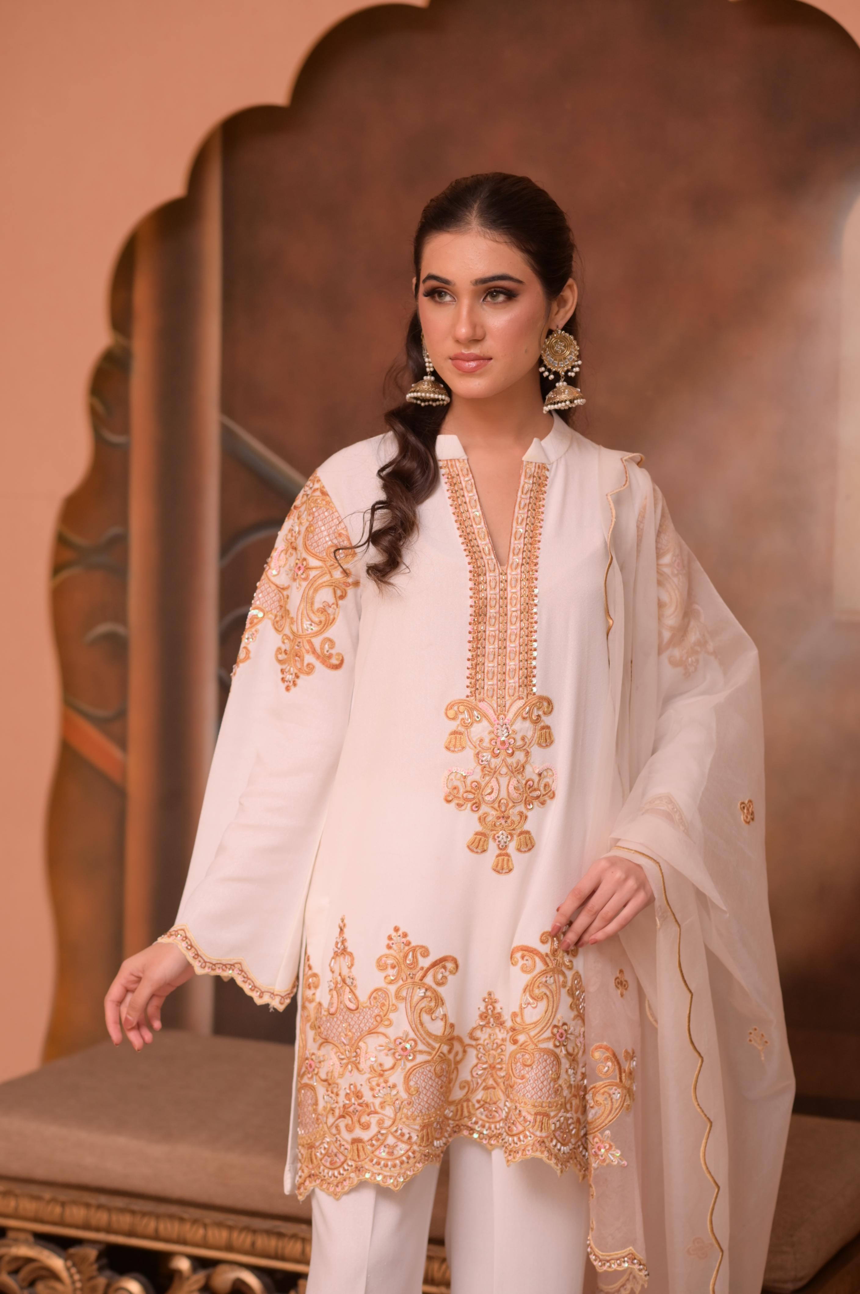 Soft Peach Ornate 3-Pc Karandi Set