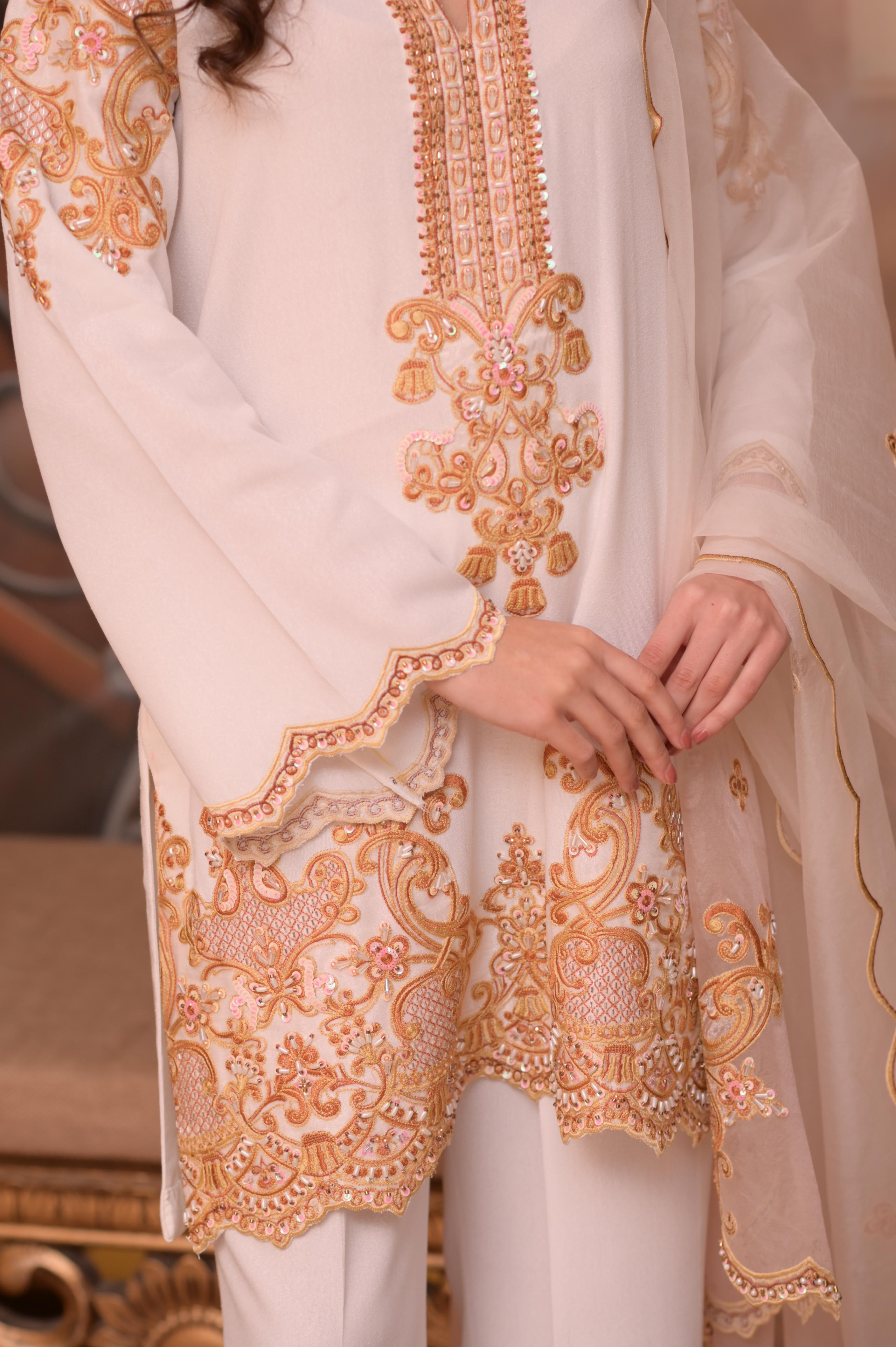 Soft Peach Ornate 3-Pc Karandi Set
