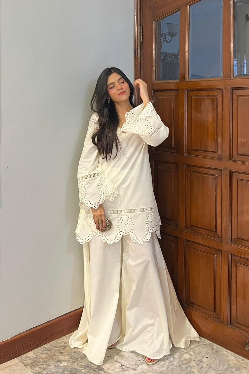 IVORY CHIKANKARI 2-PC SET