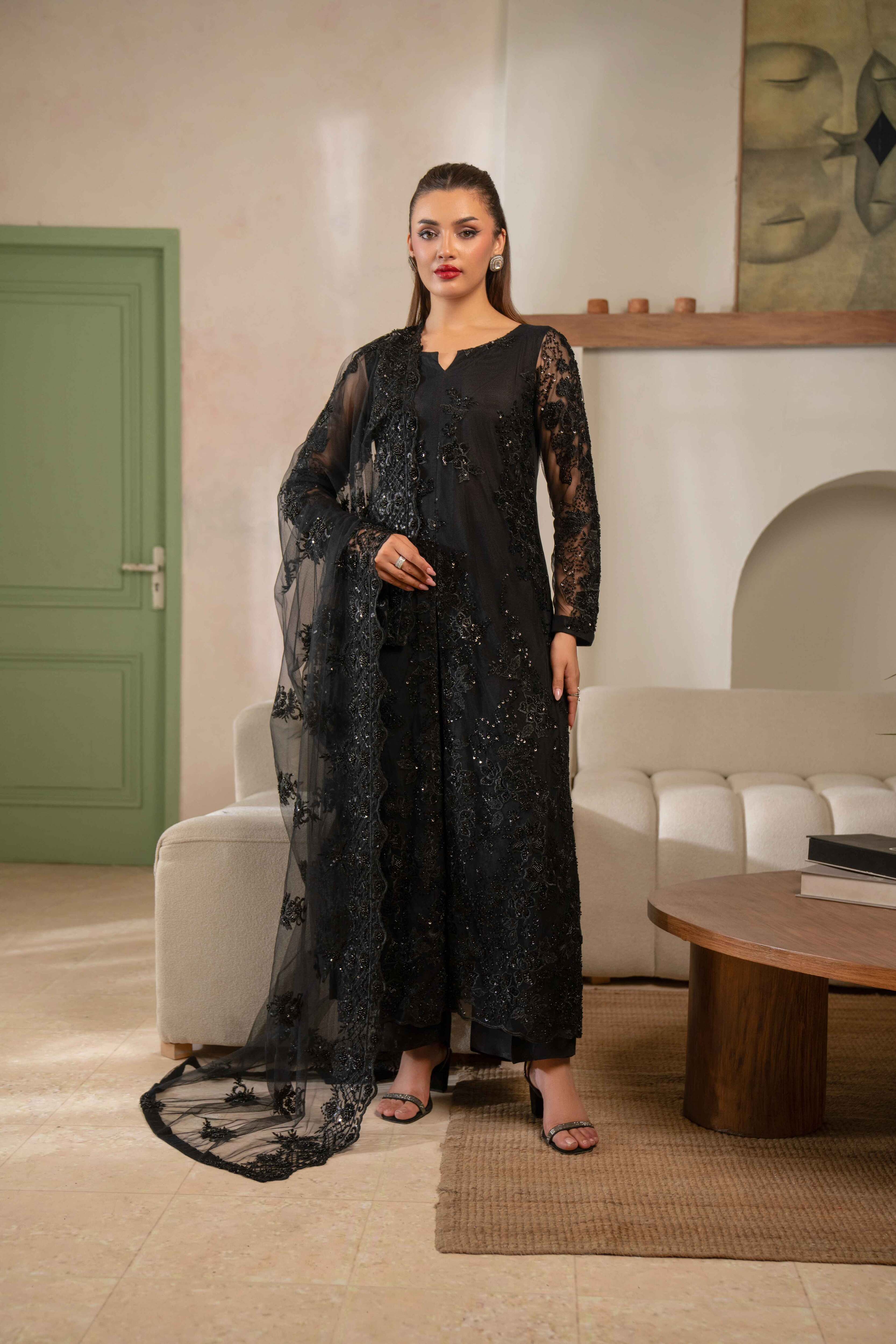 BLACK EMBELLISHED NET SET