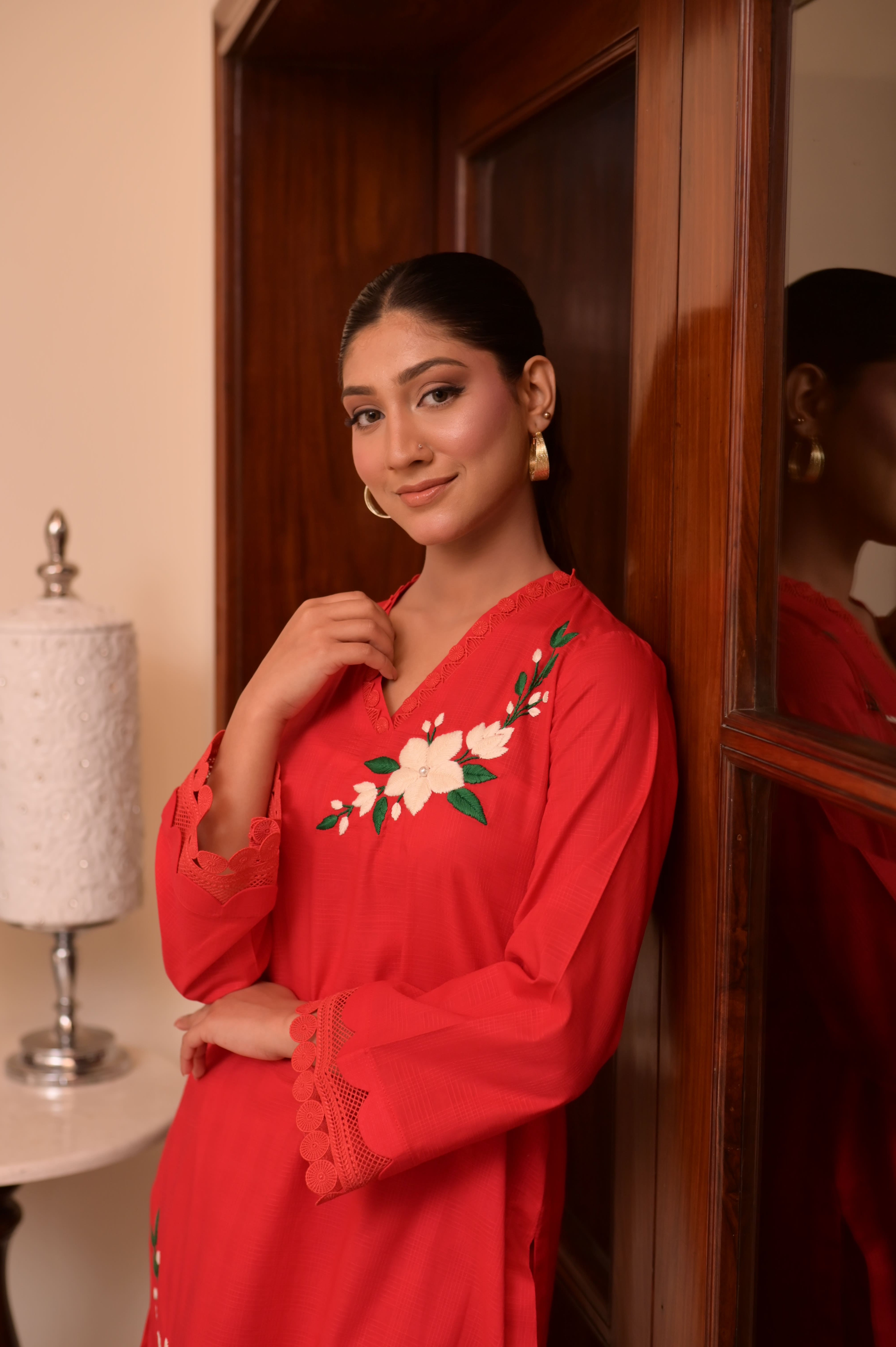 CRIMSON BLOOM HAND-EMBROIDERED COTTON JACQUARD 2-PC SET