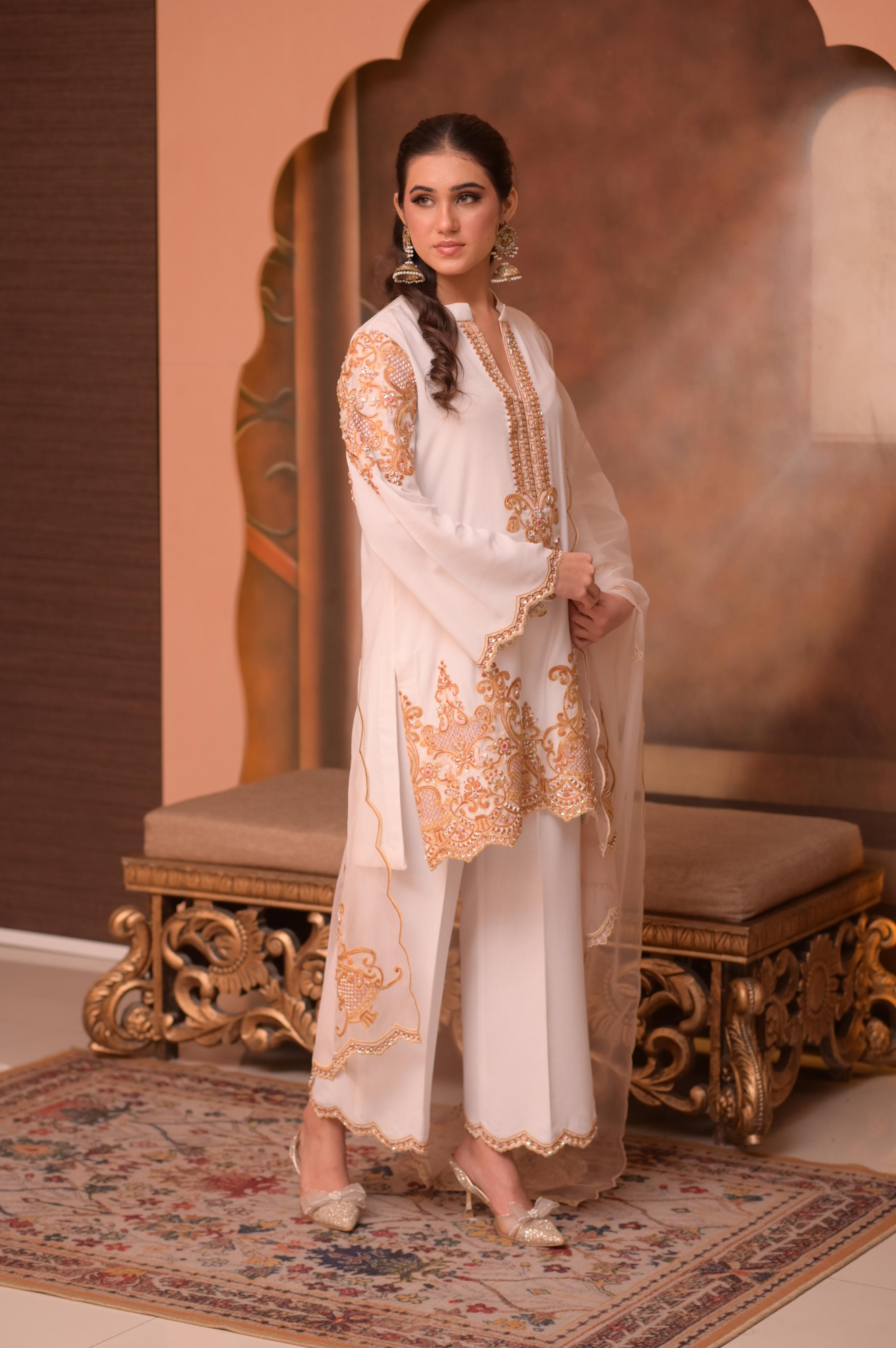Soft Peach Ornate 3-Pc Karandi Set