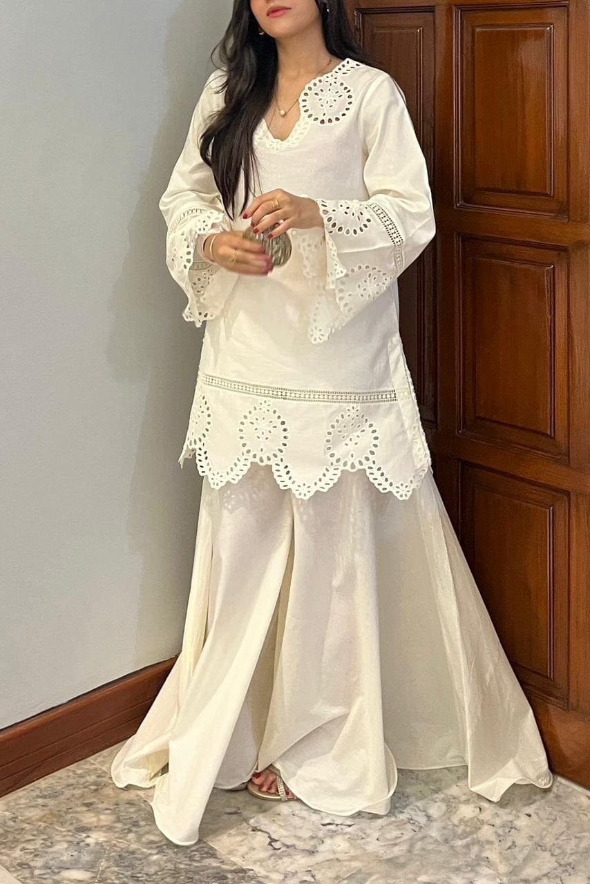IVORY CHIKANKARI 2-PC SET